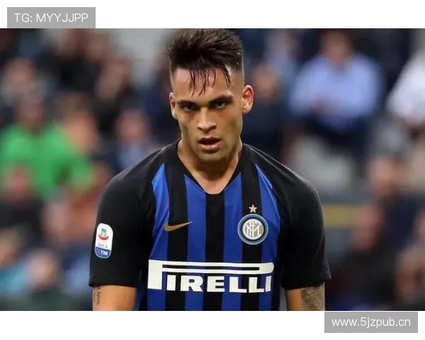 卡萨诺怒批尤文双重标准再提旧账